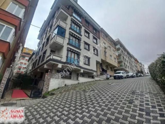 Ümraniye, İstanbul içerisinde satılık mülk