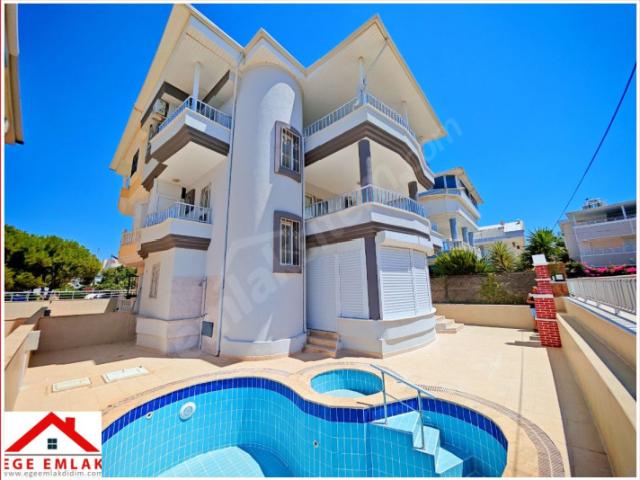 Aydın Merkez içerisinde satılık Villa