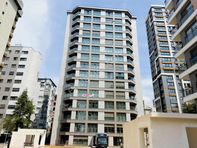 Kadiköy, İstanbul içerisinde kiralık mülk