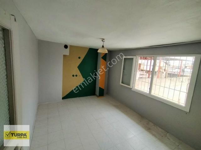 Çamlıpınar Mahallesi, Buca içerisinde kiralık mülk