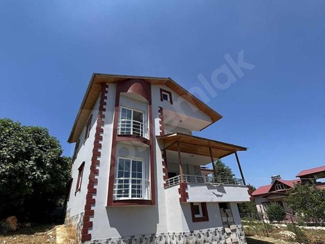 Çamliyayla, Mersin içerisinde satılık Villa