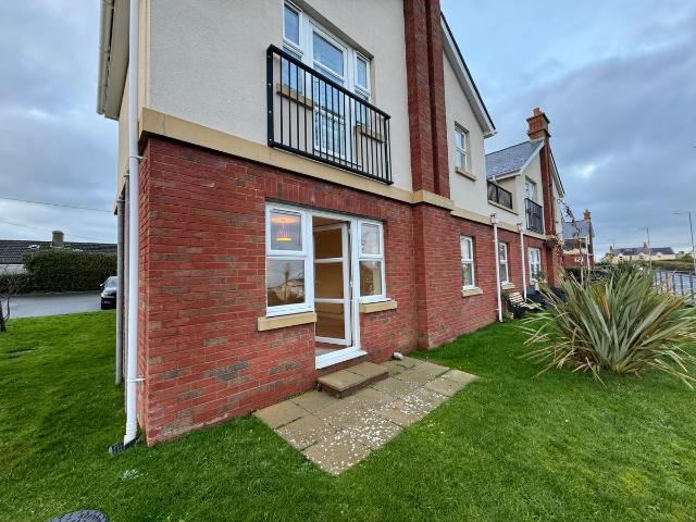 Apartment for rent in Llanfair-Mathafarn-Eithaf, Benllech
