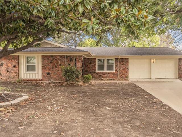 House for sale in Haltom City, Texas