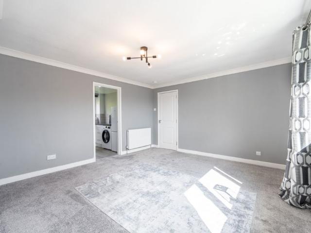 Apartment for rent in Foxbar, Elderslie