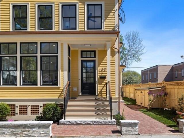 House for sale in Cambridge