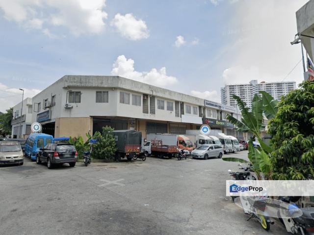 Warehouse for rent in Langat, Selangor