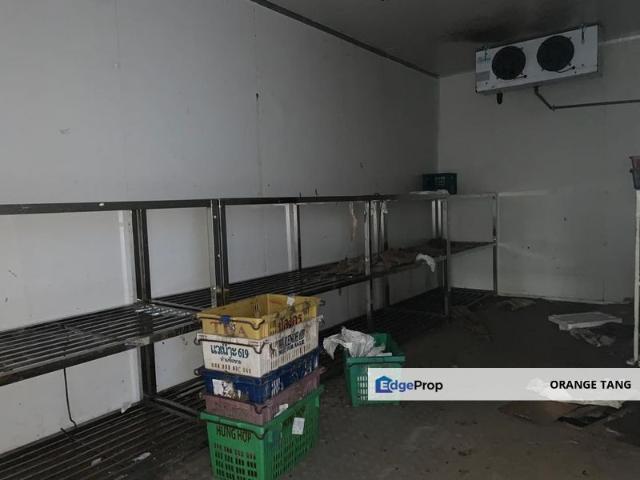 Warehouse for rent in Langat, Selangor
