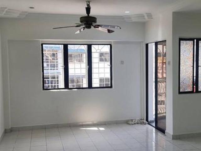 Apartment for sale in Langat, Selangor