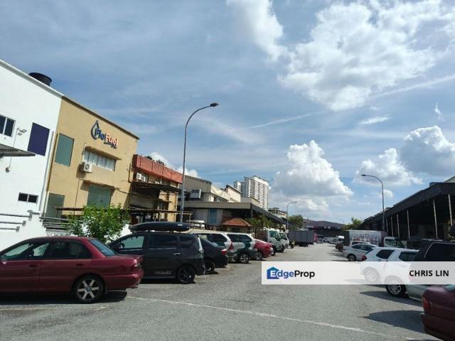 Warehouse for sale in Langat, Selangor