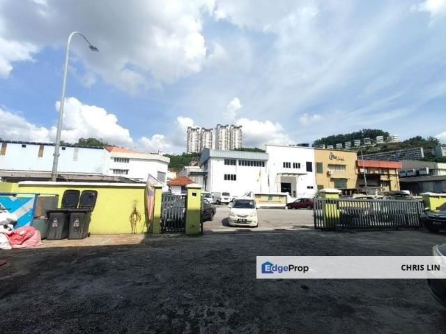 Warehouse for sale in Langat, Selangor