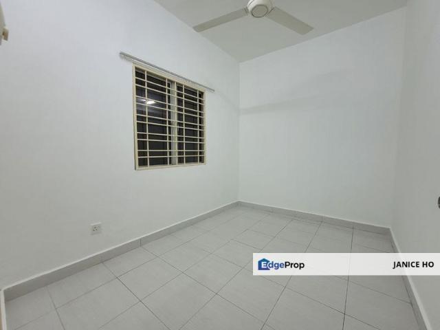 Condominium for sale in Langat, Selangor