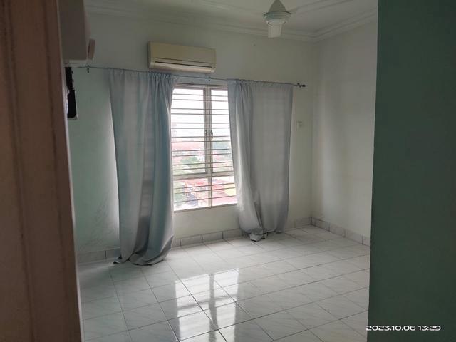 Condominium for sale in Langat, Selangor