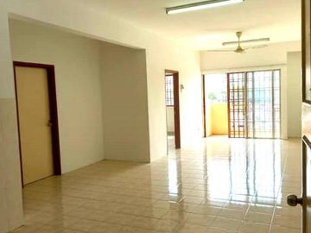 Apartment for sale in Country Heights Damansara, Kuala Lumpur