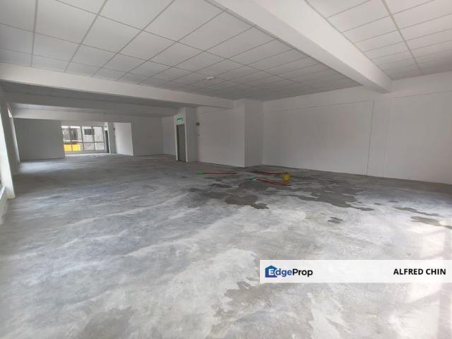 Warehouse for sale in Langat, Selangor