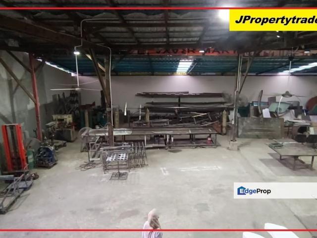 Warehouse for rent in Langat, Selangor