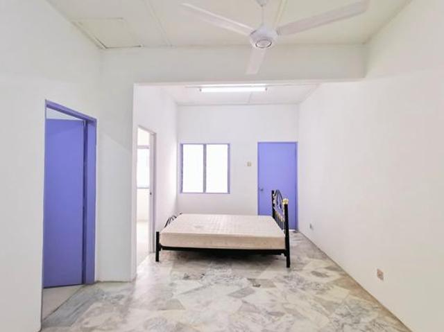 Apartment for sale in Langat, Selangor