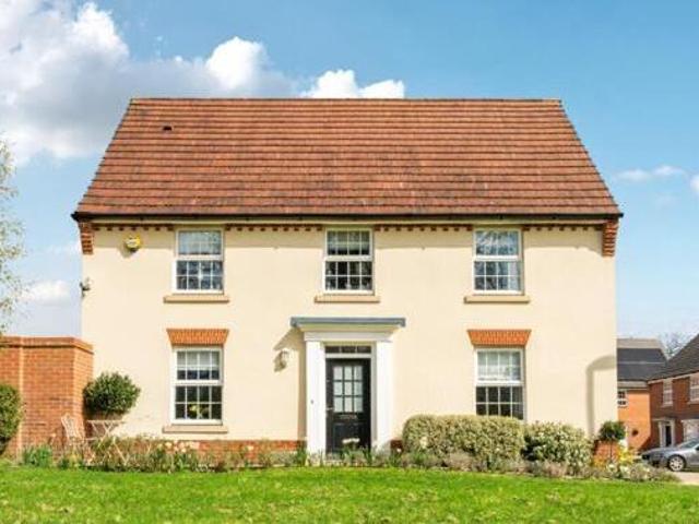 House for sale in King's Chase, Test Valley