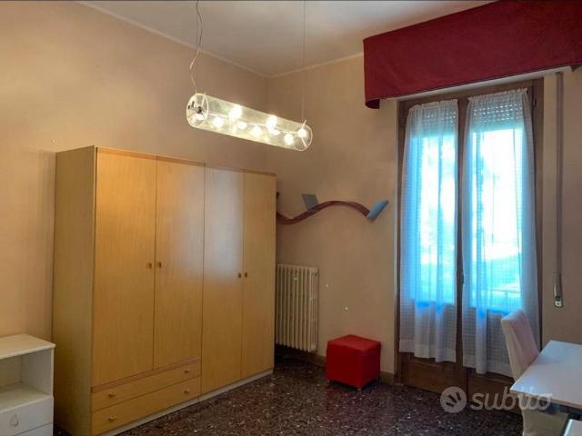 Stanza in affitto a Palazzo Del Pero, Toscana