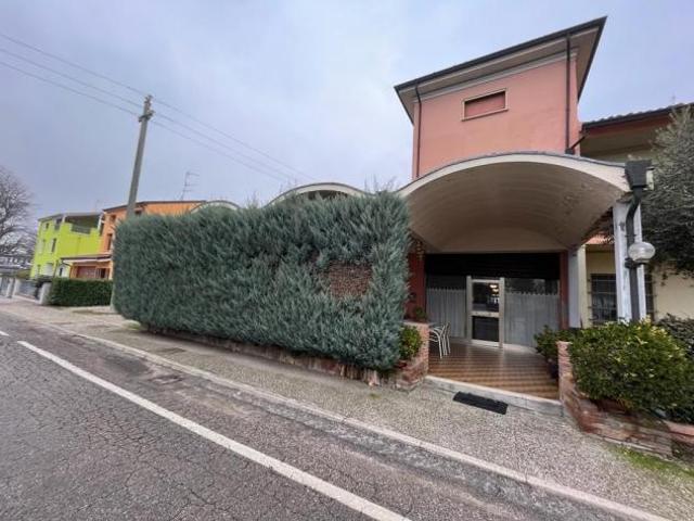 Villa Indipendente in vendita a San Benedetto Po, Lombardia