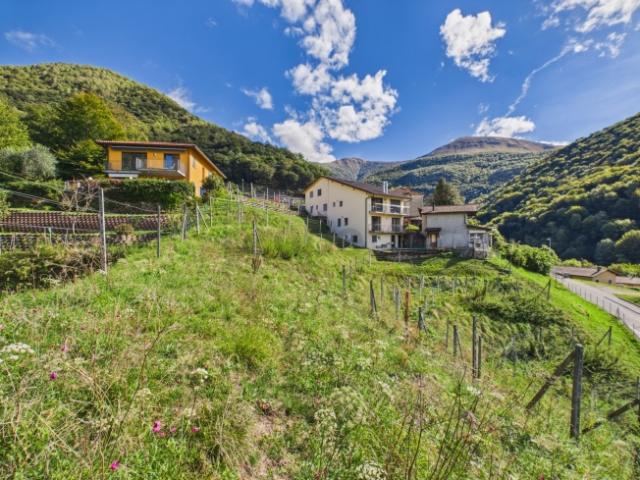 Grundstück kaufen in Canedo, Monteceneri