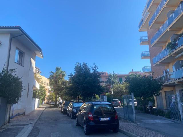 Appartamento in affitto a Pescara Colli, Pescara