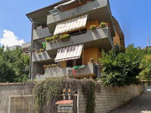 Appartamento in vendita a Sant'angelo A Cupolo, Campania