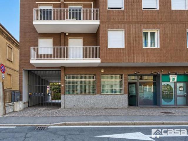 Ufficio in vendita a Vaprio d'Adda, Milano