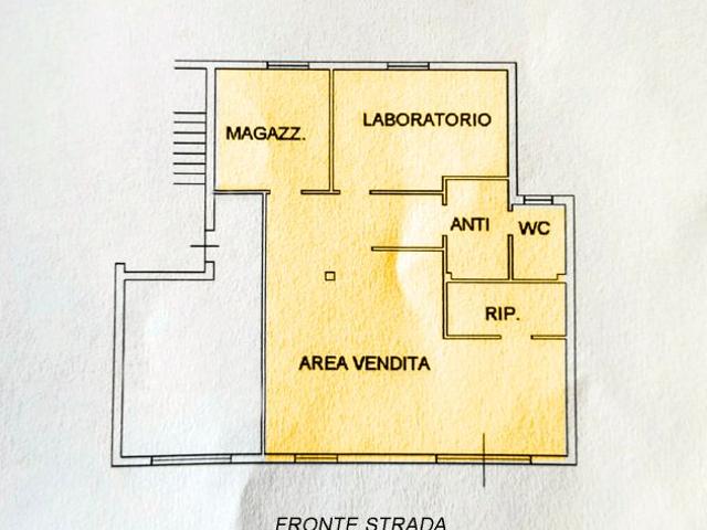 Locale Commerciale in affitto a Unione dei comuni del Distretto Ceramico, Sassuolo