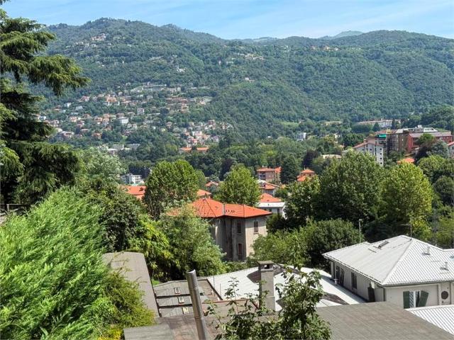 Appartamento in affitto a Caserme, Como