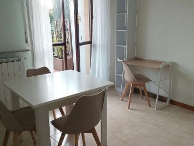 Monolocale in affitto a Varese
