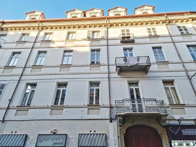 Appartamento in affitto a Circoscrizione 1, Piemonte