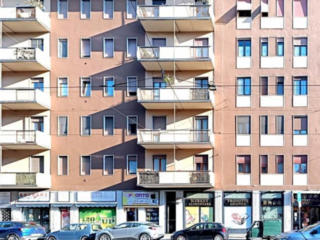 Monolocale in vendita a Municipio 9, Milano