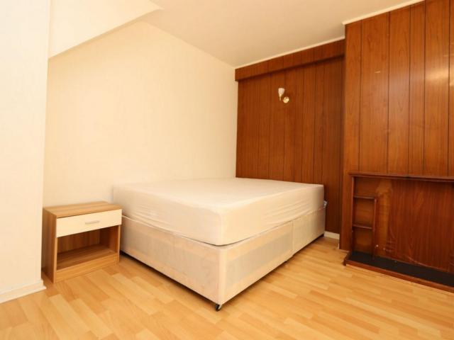 Room for rent in Canning Town, Greater London
