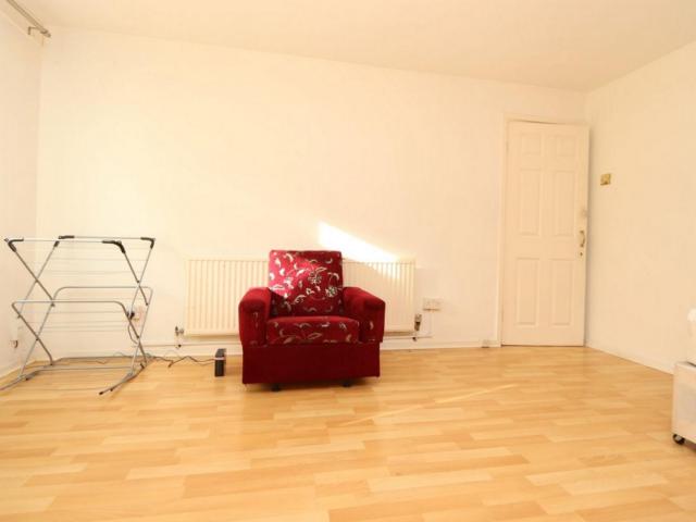 Room for rent in Canning Town, Greater London