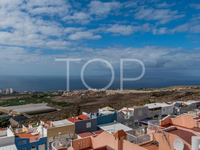 Casa en venta en Los Menores, Adeje