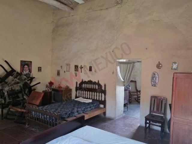 ¡Amplia Casa con Gran Patio en Concordia, Sinaloa — Ideal para Vivir o Invertir