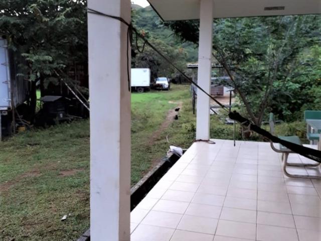 Amplia casa de 320 mts2 y 2 htas de terreo en cocle, penonome