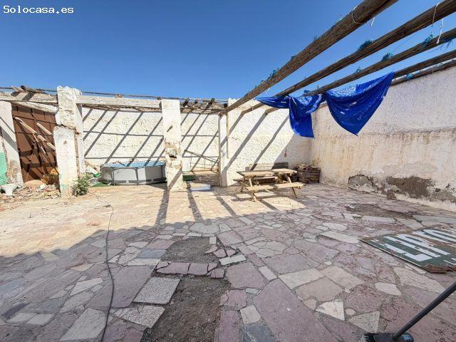Casa en venta en Bobadilla Estación, Antequera