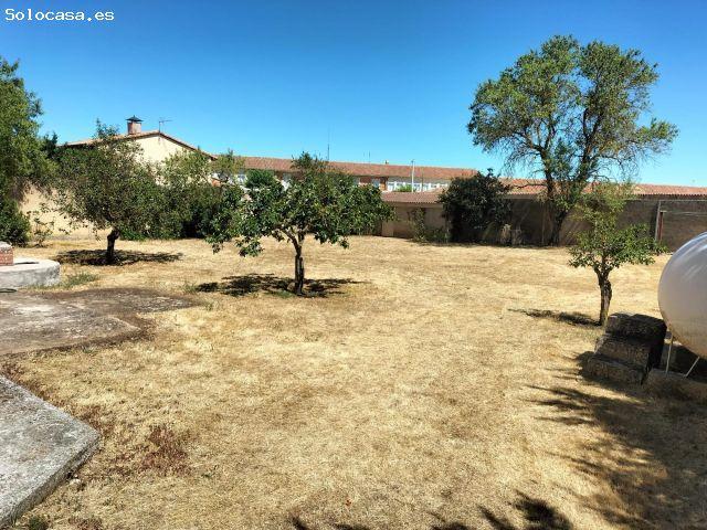 Casa en venta en Melgar De Fernamental, Castilla y León