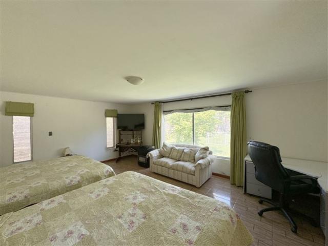 Amplia Casa Familiar en Lago Rapel