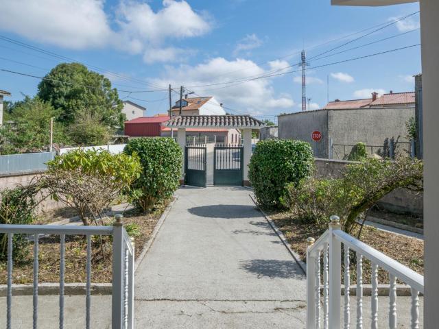 Casa en venta en Ordes, Galicia