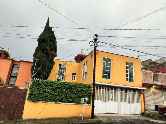 Casa en renta en Naucalpan De Juárez, Estado de México