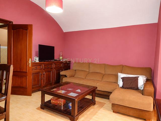 Piso en venta en Margallo, Cáceres