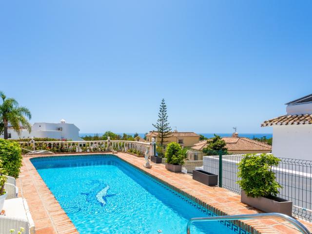 Chalet en alquiler en Chaparral, Costa del Sol Occidental