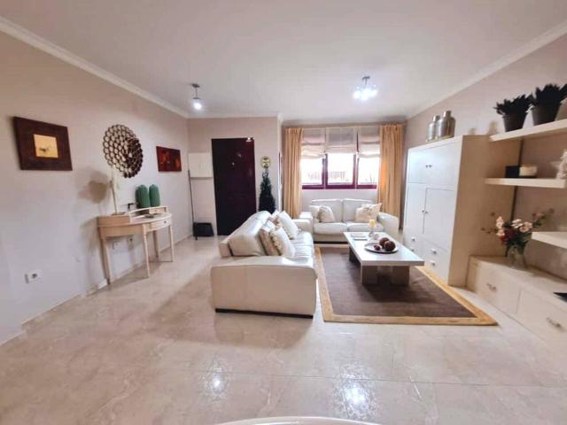 Casa en alquiler en La Estrella, Telde