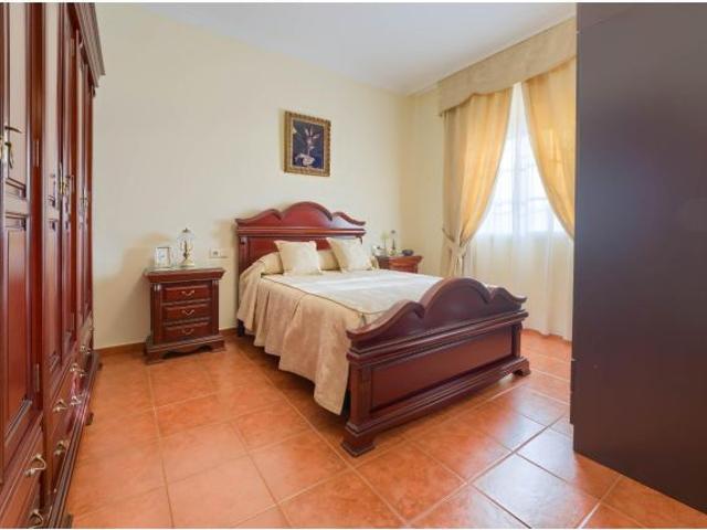 Casa en venta en Olivares, Sevilla