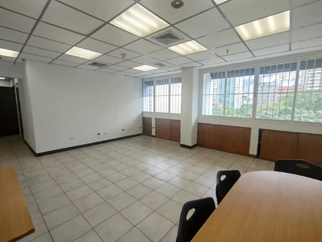 Oficina en alquiler en Boca De Uchire, Distrito Capital