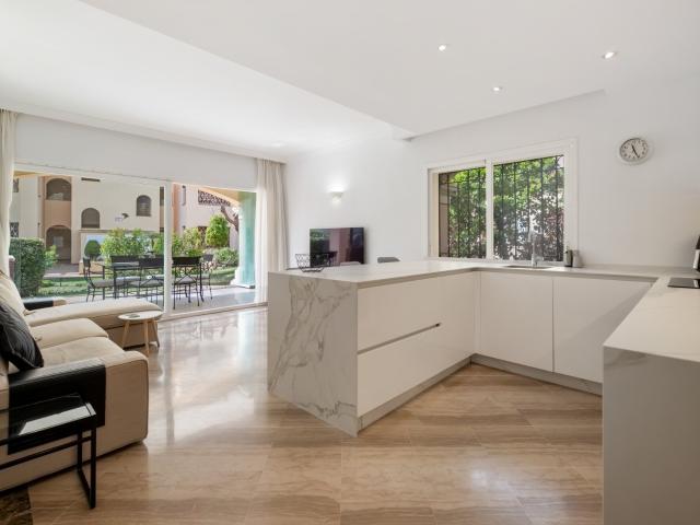 Casa en venta en Elviria, Costa del Sol Occidental