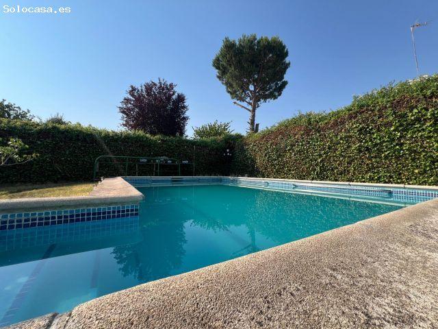 Casa en venta en Urbanización Valdehoyas II, El Viso De San Juan
