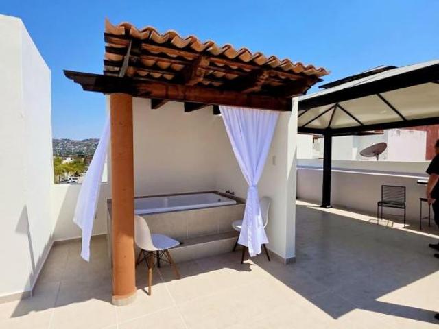 AMPLIO DEPARTAMENTO CON ROOF GARDEN CON VISTAS